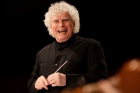 Sir Simon Rattle | Bild: © BR/Astrid Ackermann